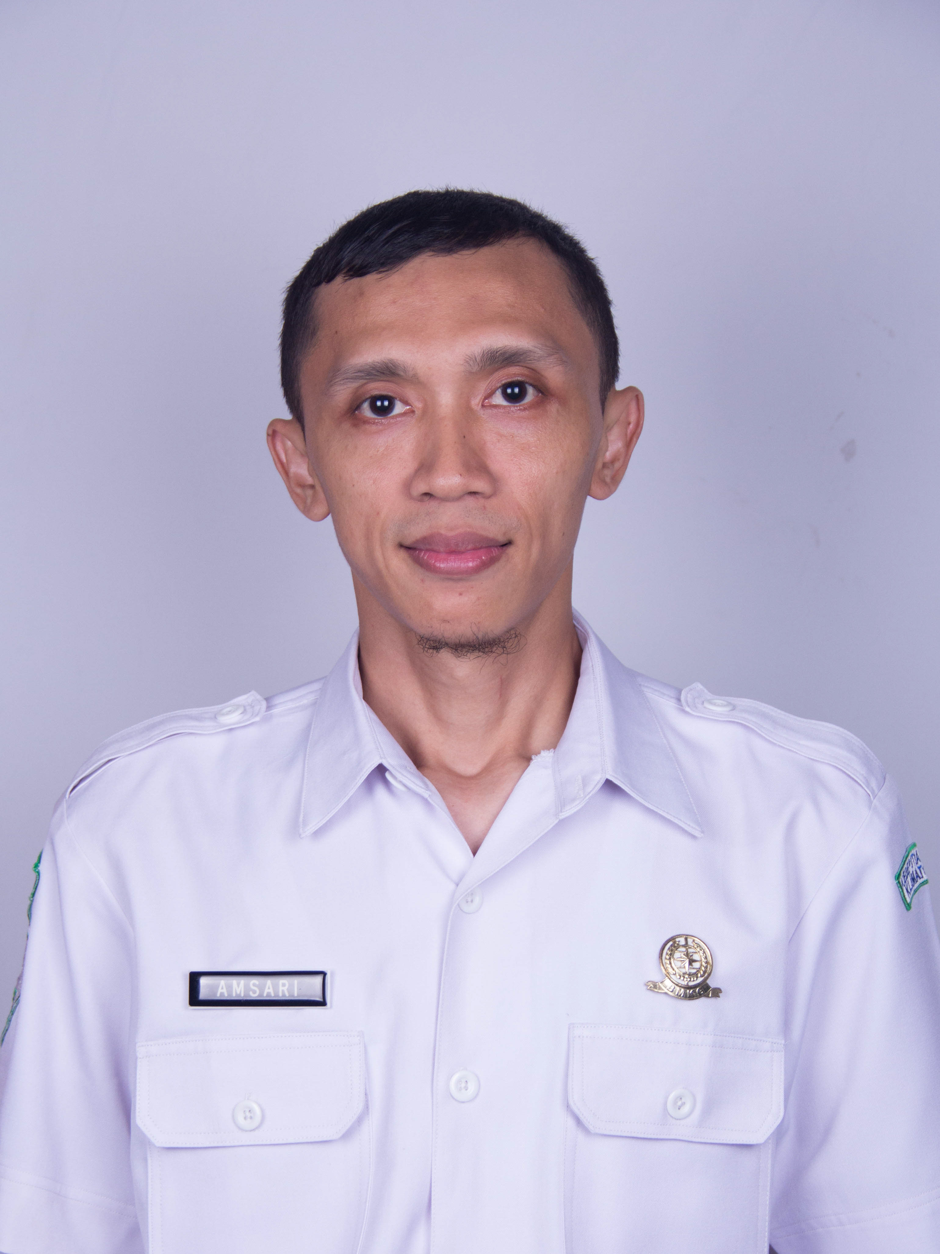 Dr. AMSARI MUDZAKIR SETIAWAN, S.Si, M.Si